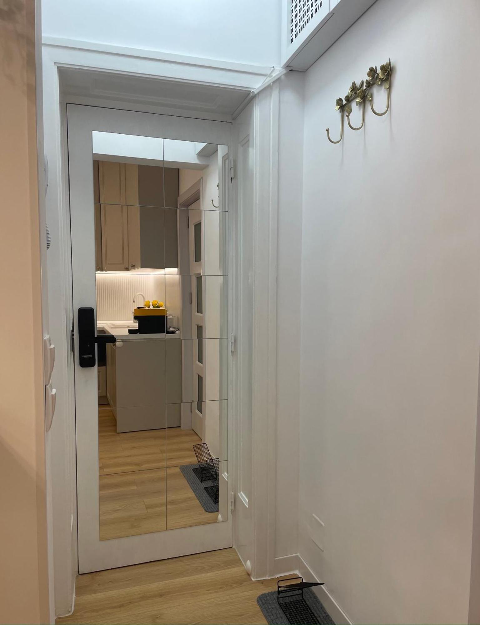 Апартаменти Studio Alice Romana Square Бухарест Екстер'єр фото