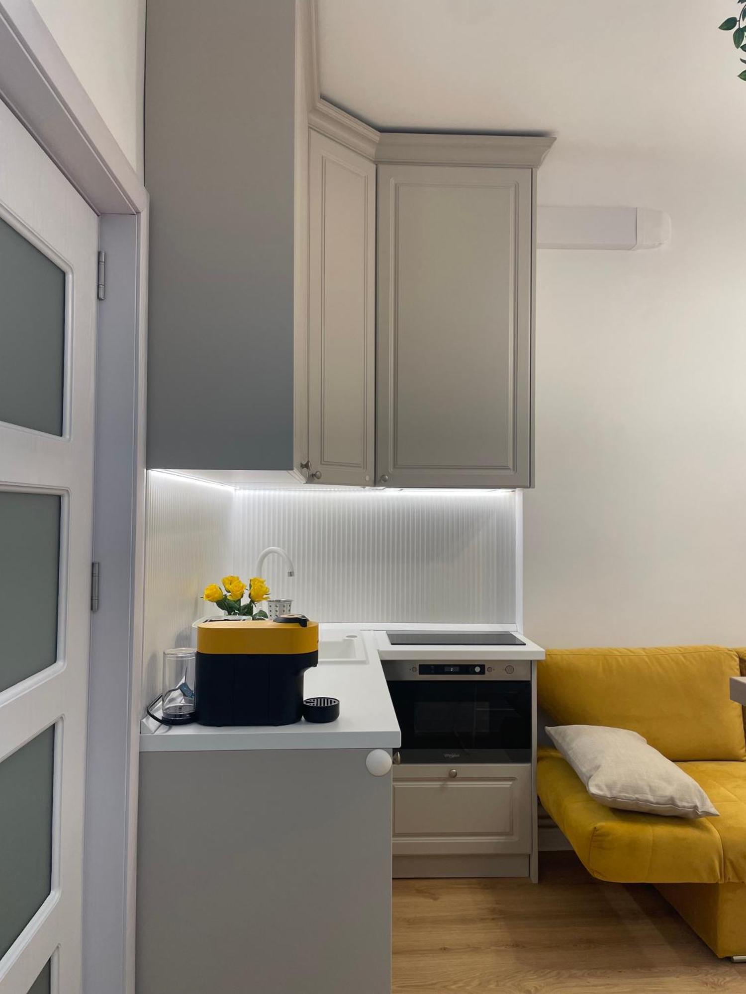 Апартаменти Studio Alice Romana Square Бухарест Екстер'єр фото